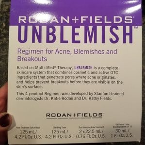 Rodan and fields Unblemish Set